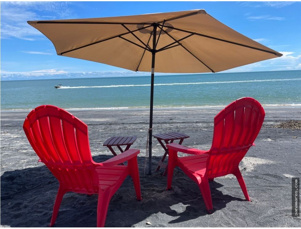 Hermosa Casa Frente Al Mar En Farallon — Casa de Playa en Venta