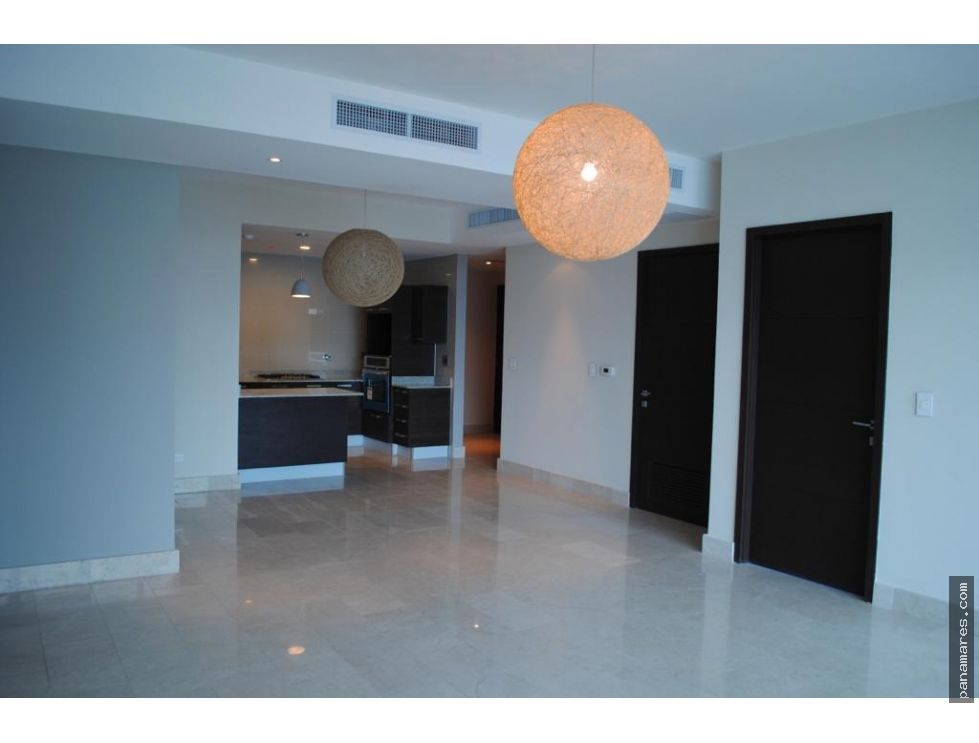 Grand Tower - Punta Pacifica — Apartamento en Venta