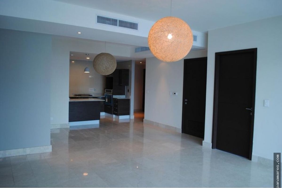 Grand Tower - Punta Pacifica — Apartamento en Venta