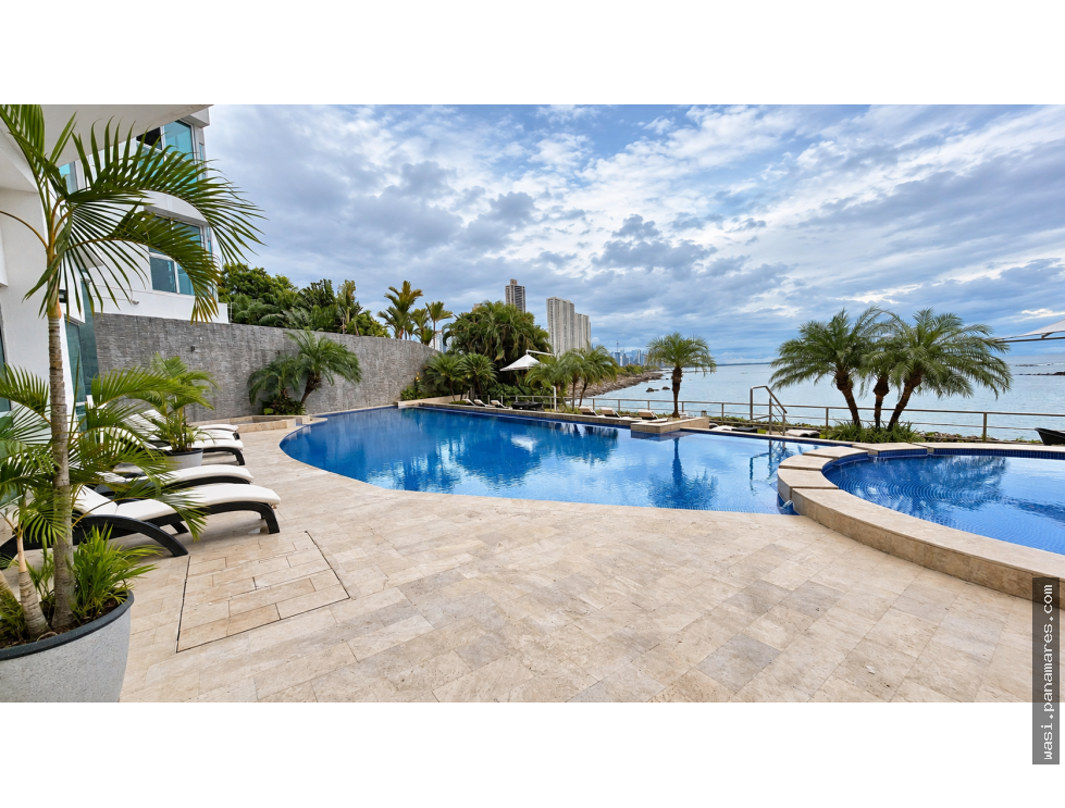 Piso Alto Frente Al Mar En PH Oceanaire – Punta Pacífica — Apartamento en Alquiler
