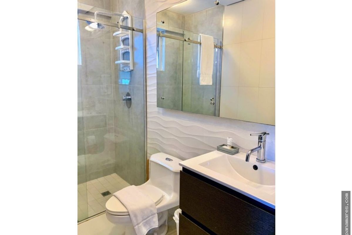 Parkside En Costa Del Este - Amoblado Y Equipado — Apartamento en Venta