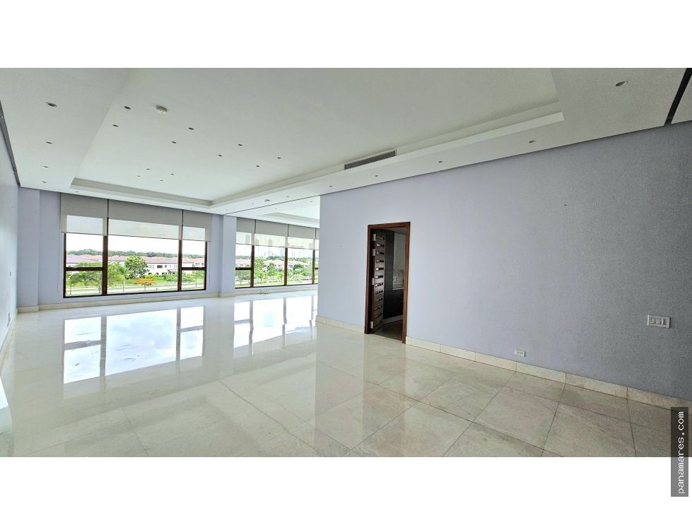 Exclusivo Apartamento En PH La Loma - Santa Maria — Penthouse en Venta