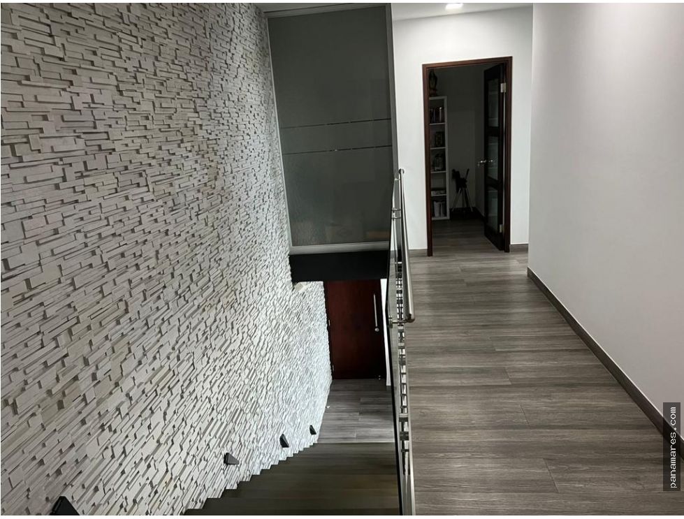 Exotico Duplex Tipo Loft Remodelado En Punta Pacifica - PH Oceanaire — Penthouse en Venta