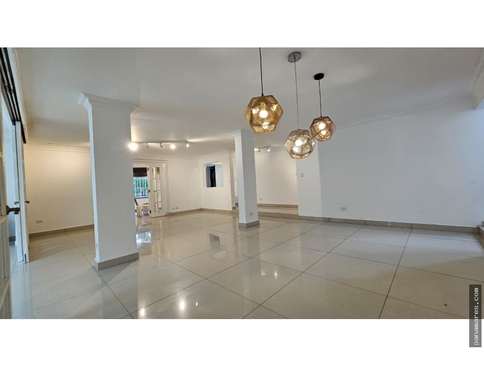 El Hexagono - Altos Del Golf - San Francisco — Casa en Venta