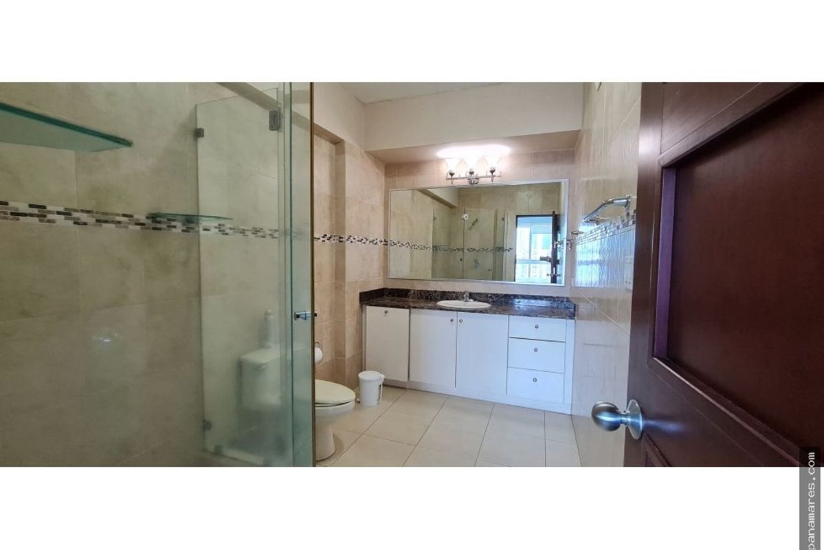 Apto Amoblado - Grand Bay - Ave. Balboa — Apartamento en Venta
