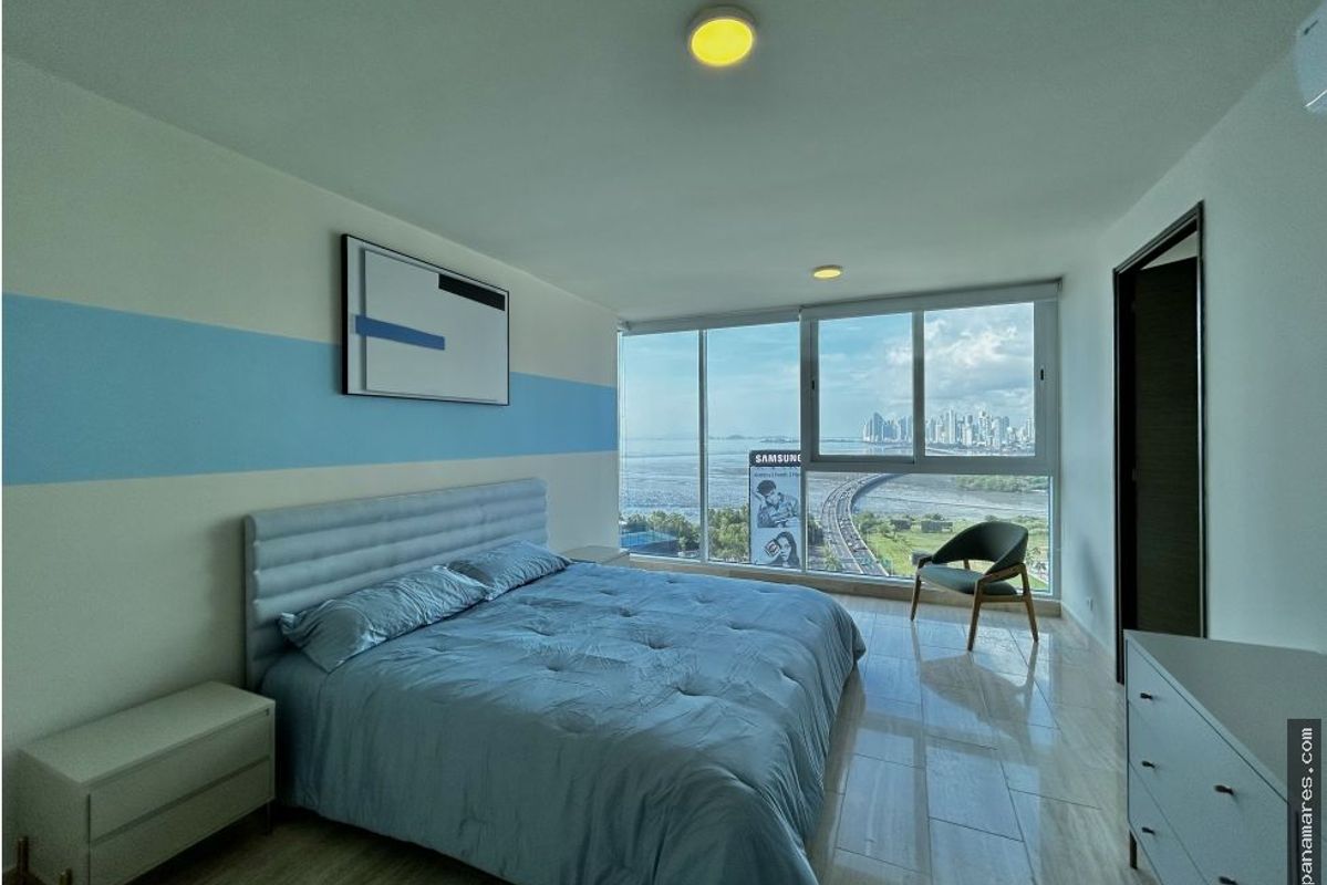 Hermoso Apartamento En The Regent - Costa Del Este — Apartamento en Alquiler