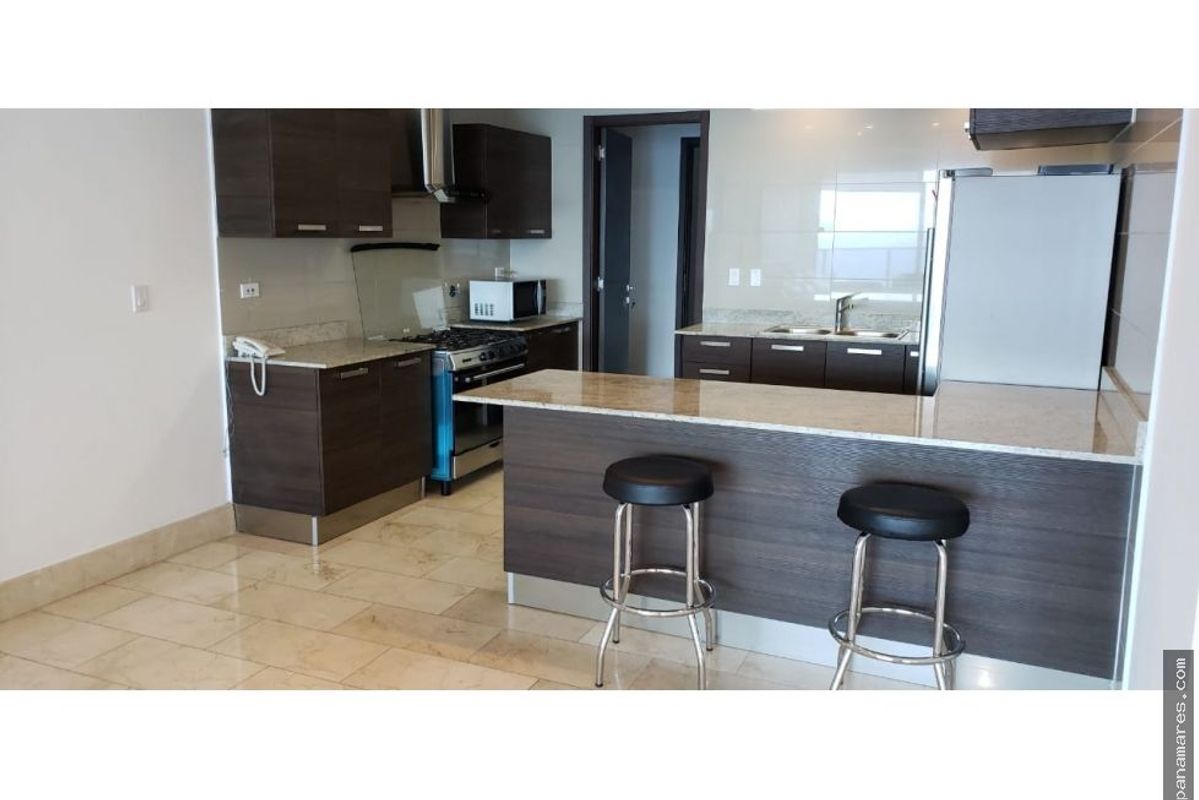 Modelo A Especial - Grand Tower — Apartamento en Venta