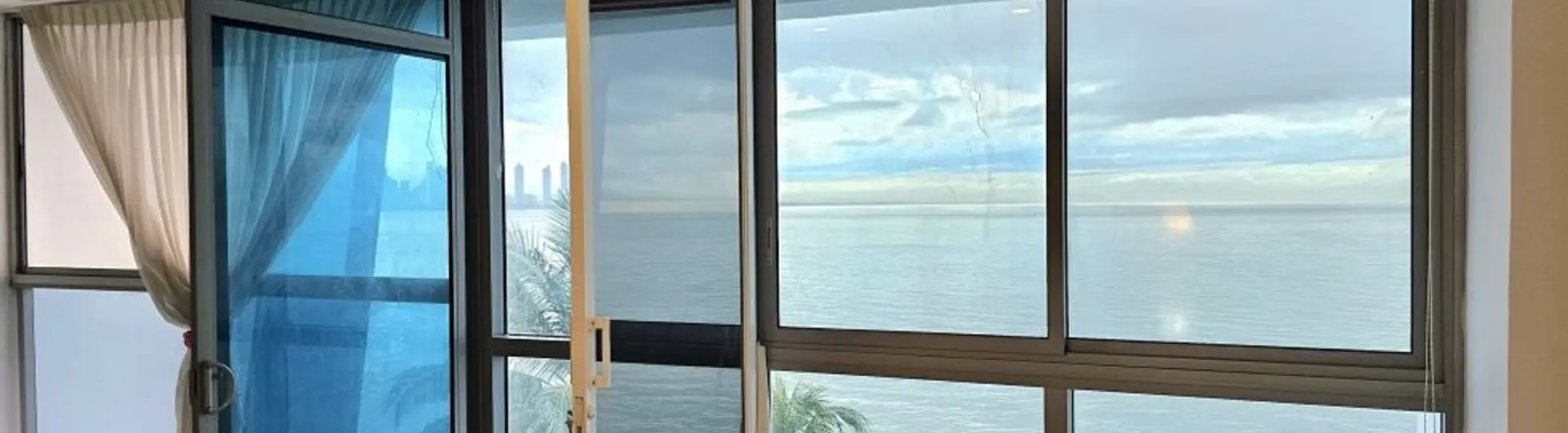 Grand Tower M.a. Oceanfront - Punta Pacifica - Opportunity — Apartment for Sale