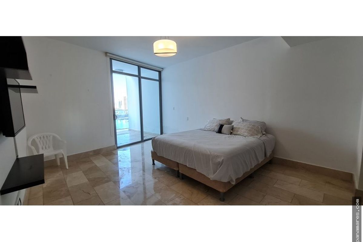 Opportunity! Grand Tower - Punta Pacifica — Apartment for Sale