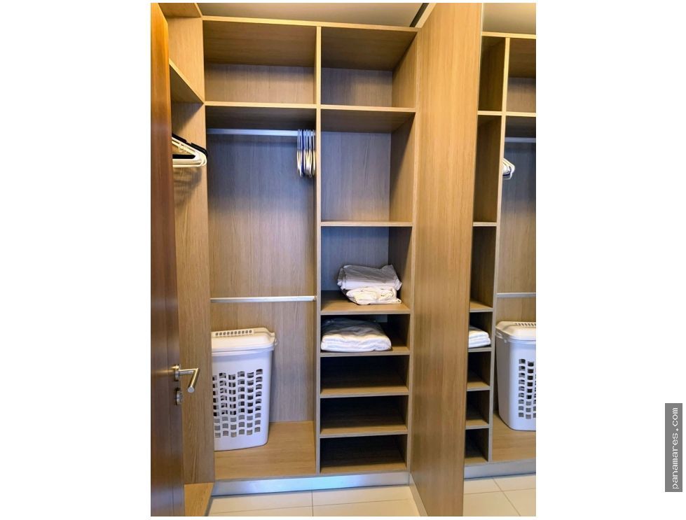 Parkside En Costa Del Este - Amoblado Y Equipado — Apartamento en Venta