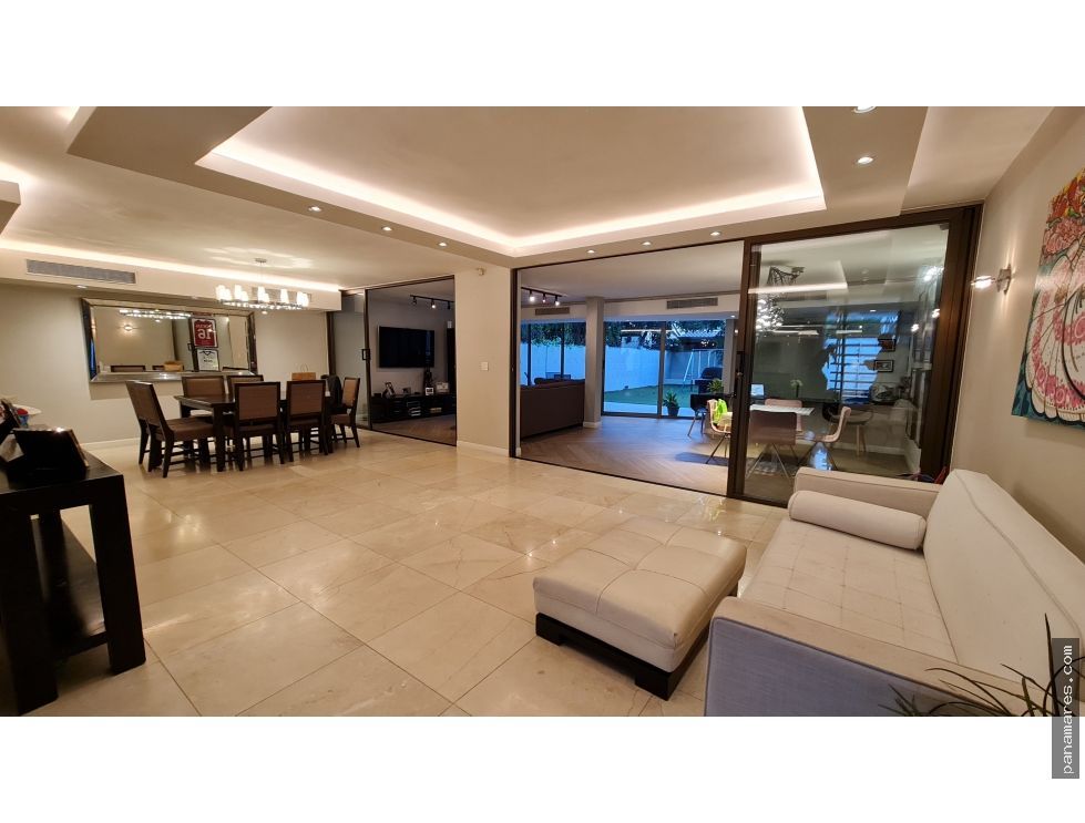 Paitilla Ocean View Across from the Park — House for Sale