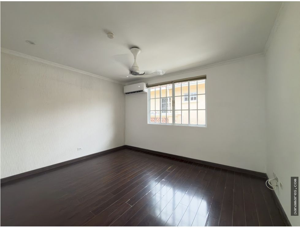 Amplia Casa En Albrook Gardens - Albrook — Casa en Venta