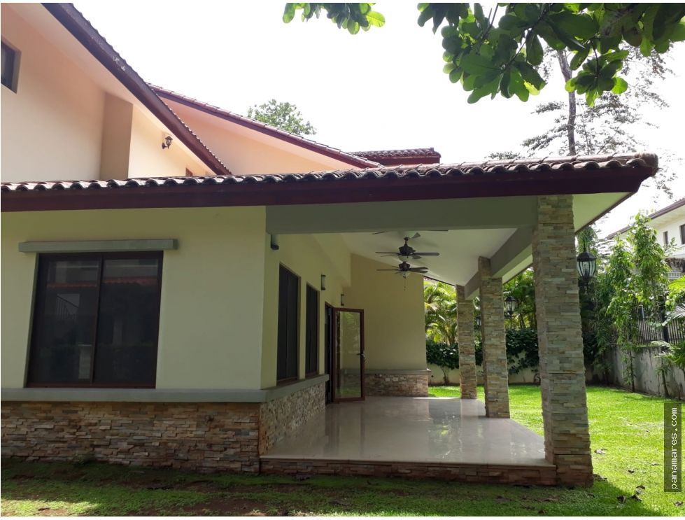 PH Senderos - Camino De Cruces — Penthouse en Venta