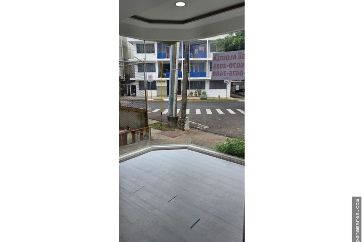 Obarrio - PH Yasa - Planta Baja — Penthouse en Alquiler