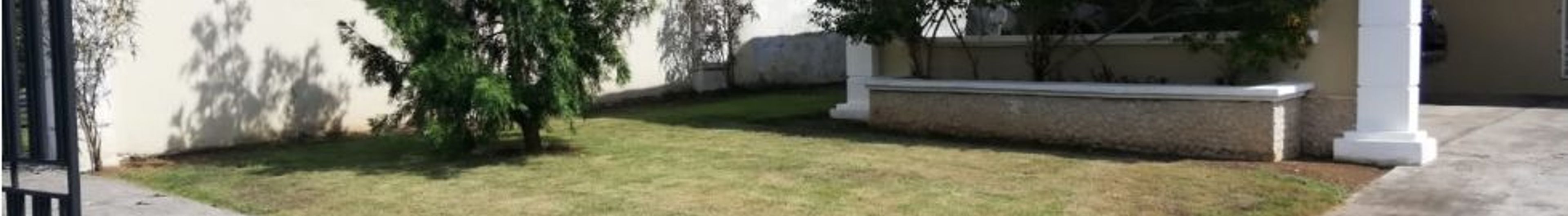 Hermosa Casa Ubicada En Los Portones, Chiriquí — Casa en Venta