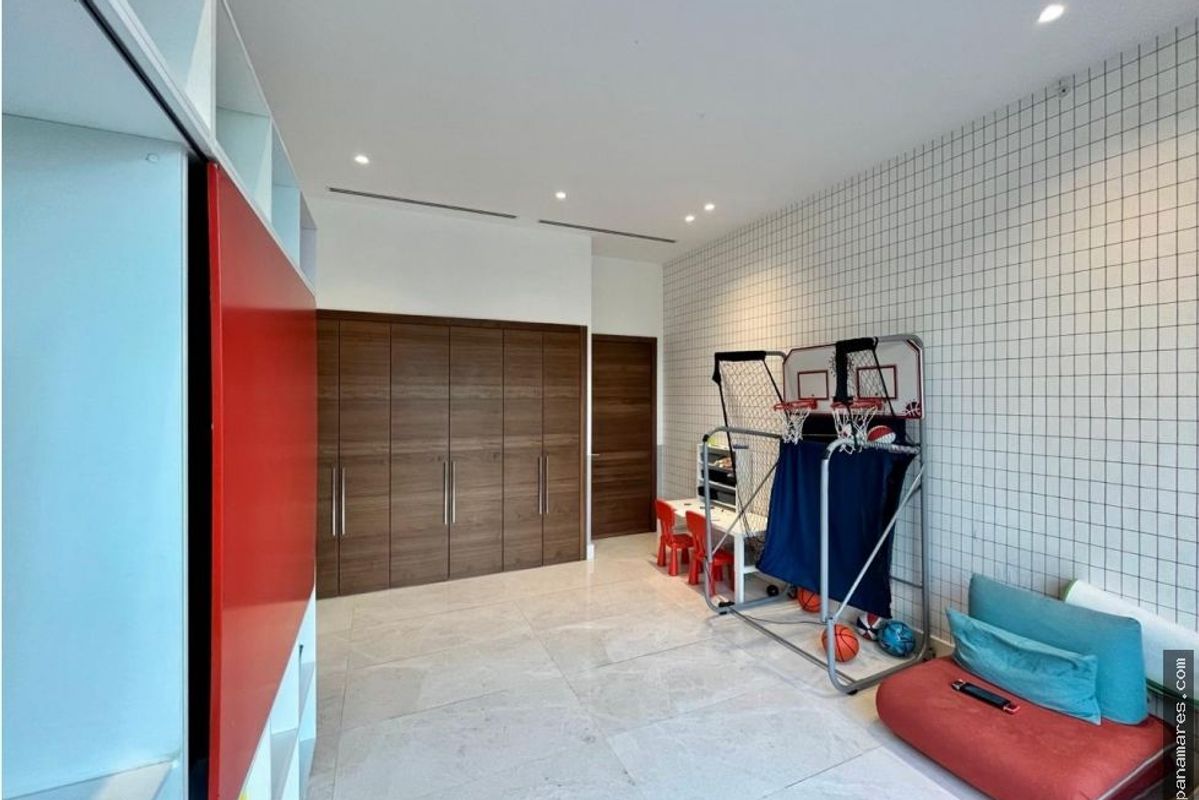PH La Loma - Lake View En Santa Maria — Penthouse en Venta