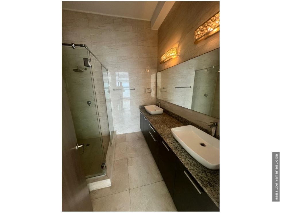 Deluxe Residences - Paitilla - Linea Blanca — Apartamento en Alquiler
