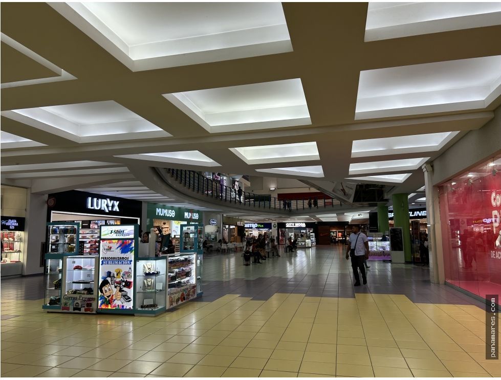 Ganga! Local En Albrook Mall – Pasillo Del Hipopótamo — Local en Venta