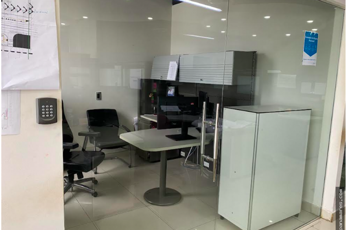 Torre De Las Americas - Punta Pacifica — Oficina en Venta