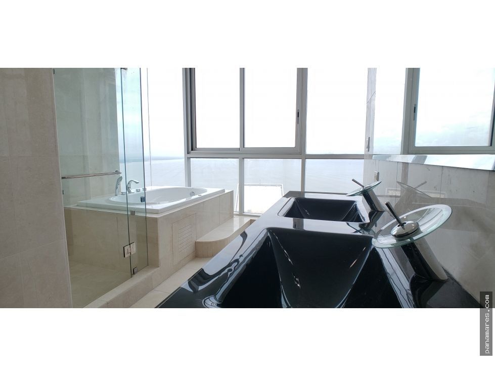Remate Penthouse En Punta Pacifica - 2 Pisos Completos Frente Al Mar — Penthouse en Venta
