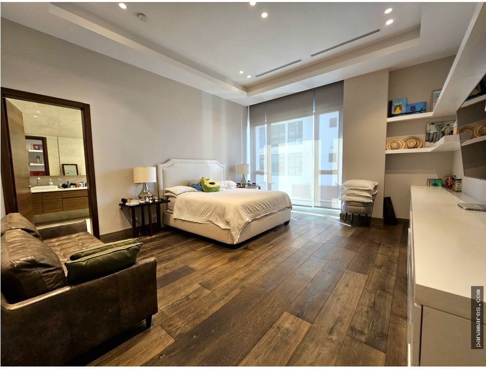 Exclusivo Apartamento En El PH La Loma - Santa Maria — Penthouse en Venta