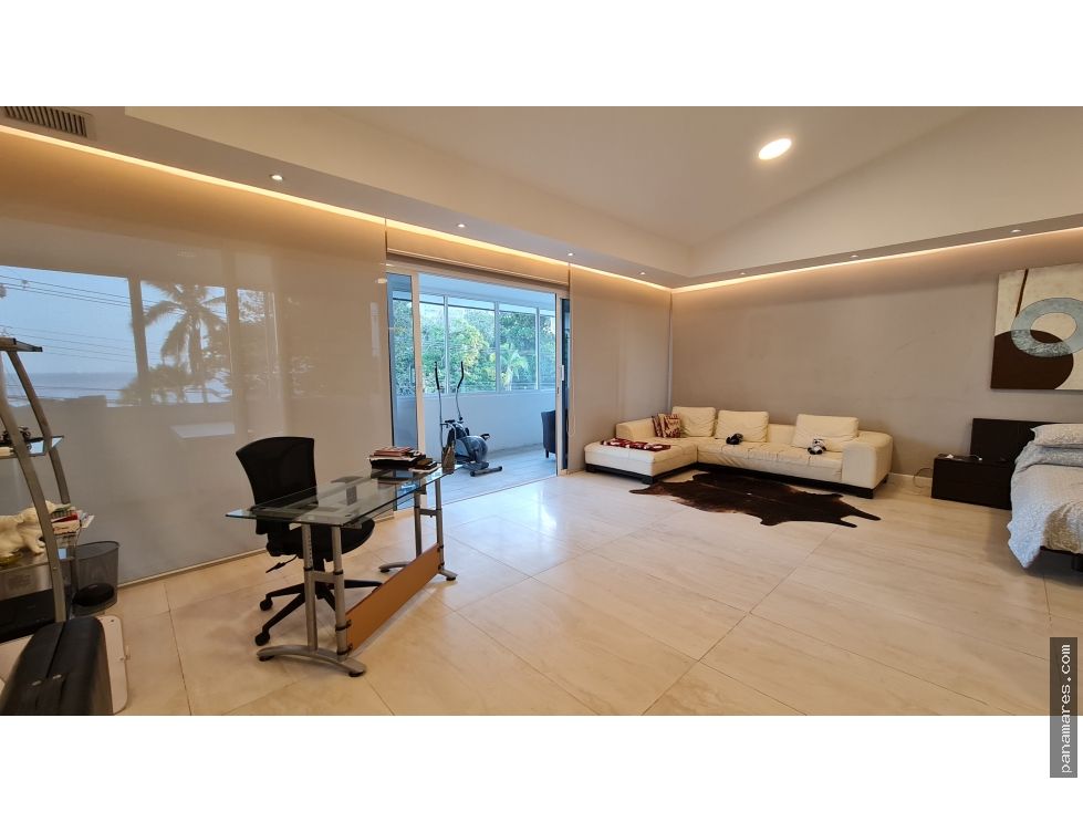 Paitilla Frente Al Parque Con Vista Al Mar — Casa en Venta