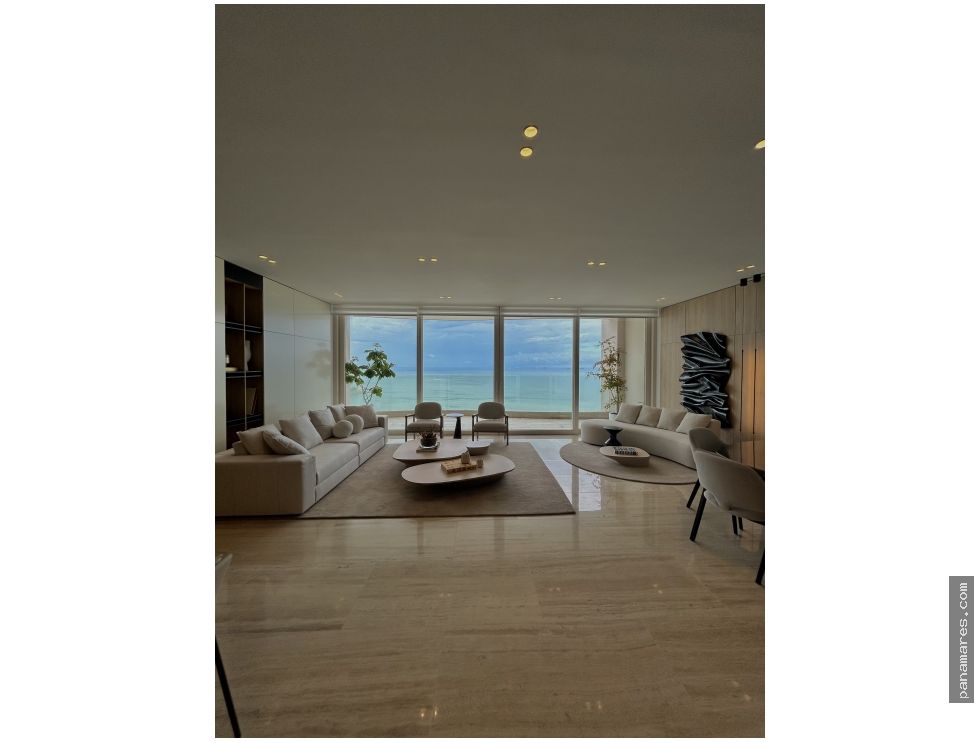 PH The Towers - Paitilla - Amoblado — Penthouse en Venta
