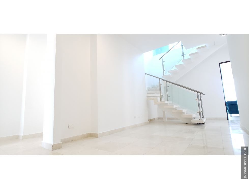 Remate Penthouse En Punta Pacifica - 2 Pisos Completos Frente Al Mar — Penthouse en Venta