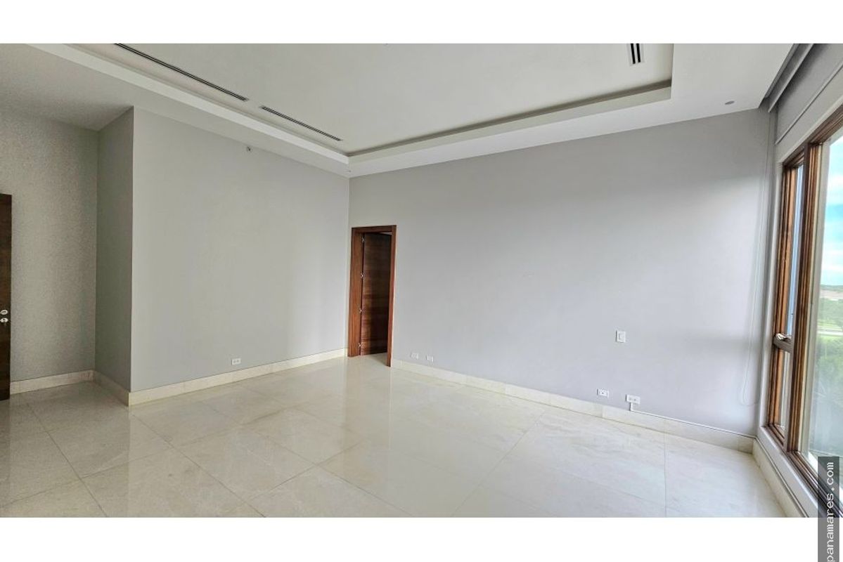 Exclusivo Apartamento En PH La Loma - Santa Maria — Penthouse en Venta