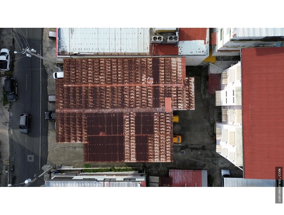 Oportunidad! Se Vende Edificio - Condominio Leda - Final De Calle 50 — Edificio en Venta