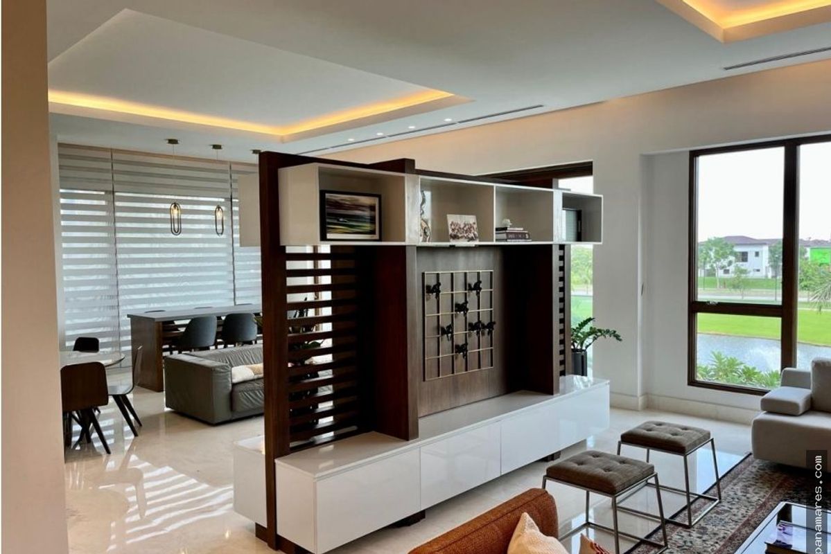 PH La Loma - Lake View En Santa Maria — Penthouse en Venta