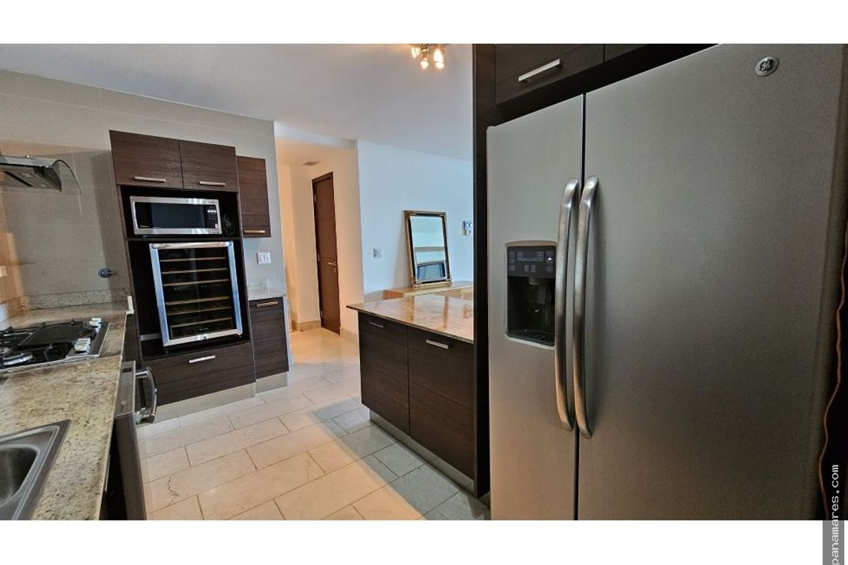 Model J in PH Grand Tower - Punta Pacifica — Penthouse for Sale
