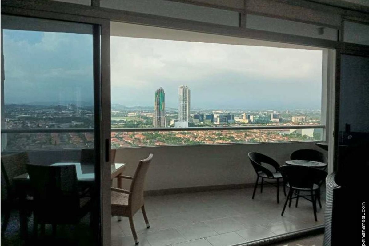 PH Elevation - Costa Del Este - Amoblado — Penthouse en Alquiler