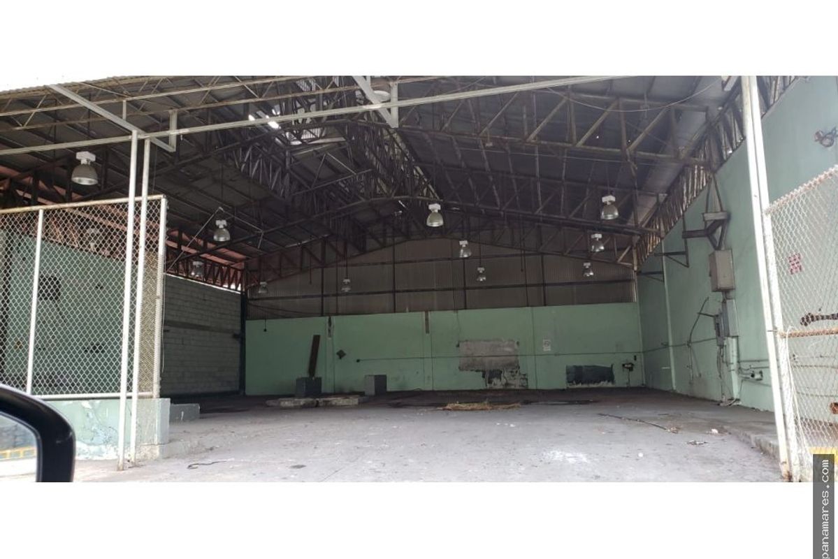 ¡terreno Con Mucho Potencial En San Francisco! — Apartaestudio en Venta