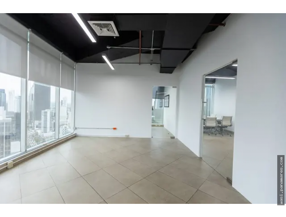 F&f Tower Marbella — Oficina en Alquiler