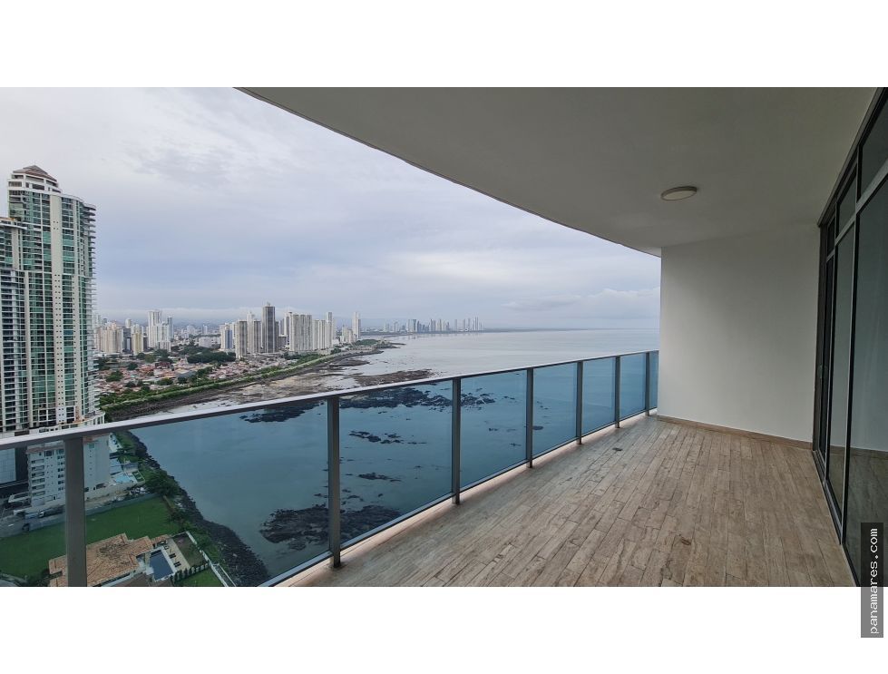 Modelo L Grand Tower - Punta Pacifica — Apartamento en Venta