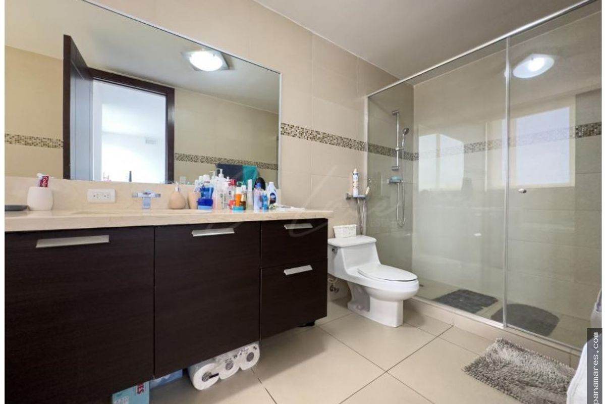 Exotico Duplex Tipo Loft Remodelado En Punta Pacifica - PH Oceanaire — Penthouse en Venta