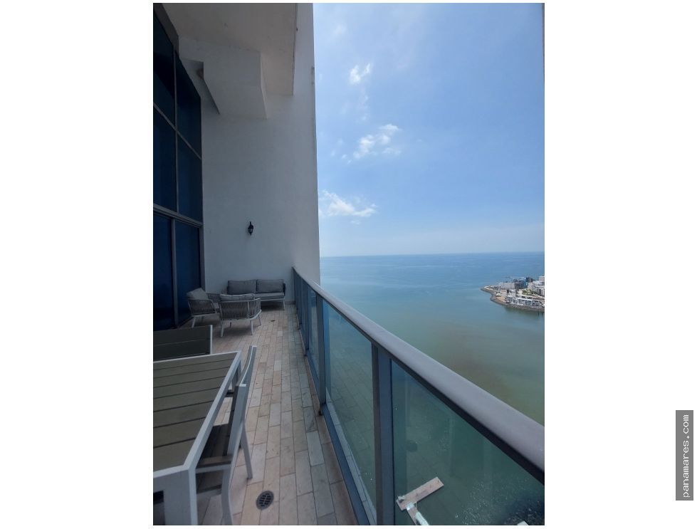 Modelo C Especial Amoblado - Grand Tower - Punta Pacifica — Apartamento en Alquiler