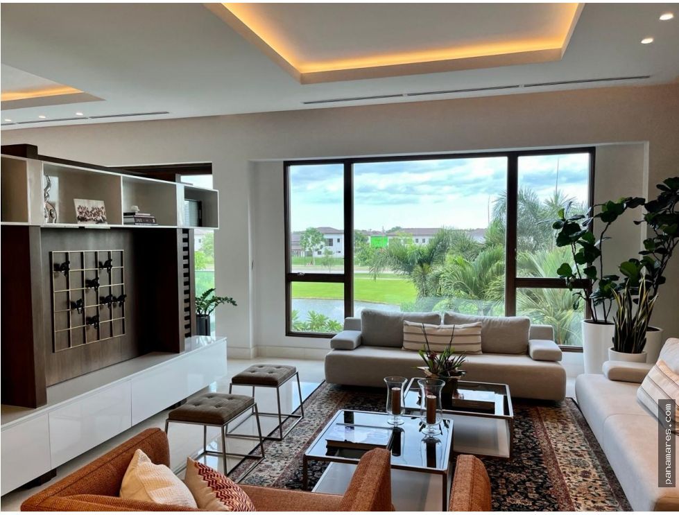 PH La Loma - Lake View En Santa Maria — Penthouse en Venta