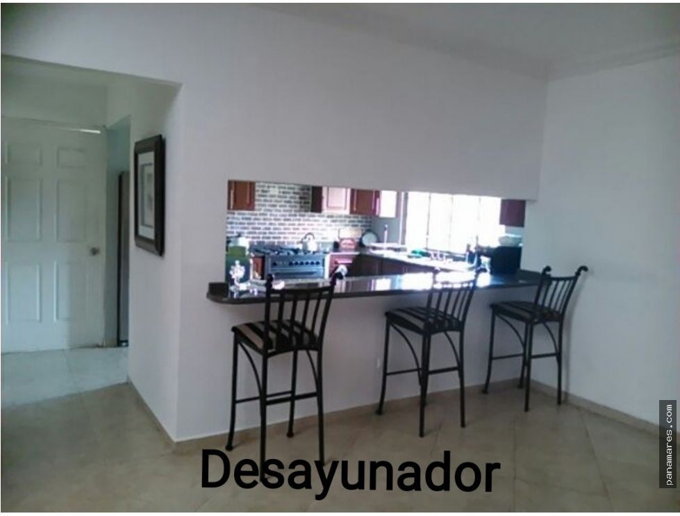 Hermosa Casa Ubicada En Los Portones, Chiriquí — Casa en Venta