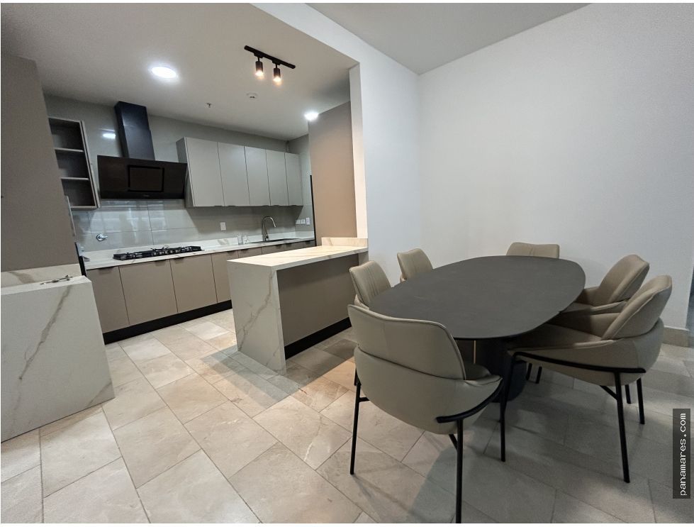 PH Grand Tower - Punta Pacifica - Amoblado — Penthouse en Alquiler