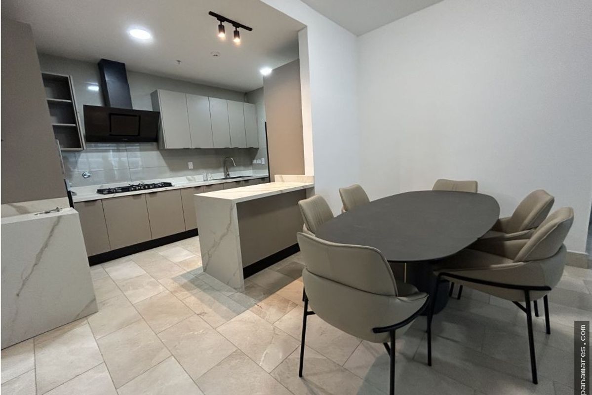 PH Grand Tower - Punta Pacifica - Amoblado — Penthouse en Alquiler