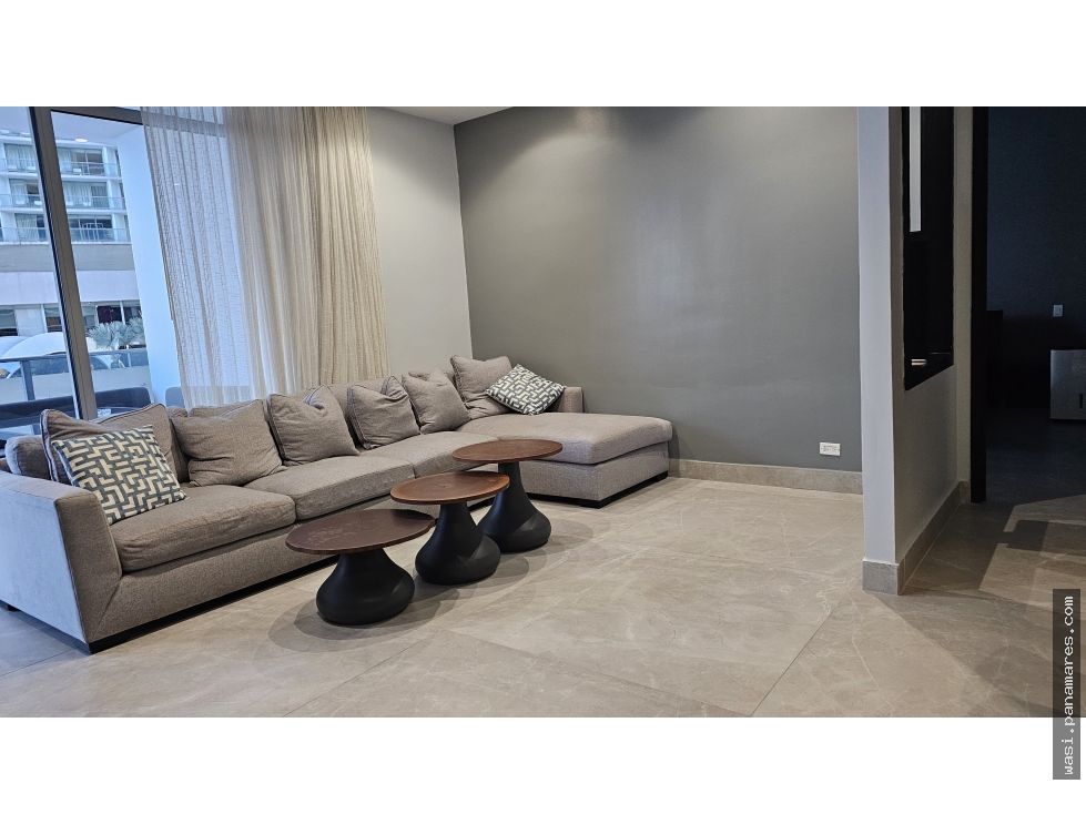 PH Grand Tower - Punta Pacifica - Amoblado — Penthouse en Alquiler