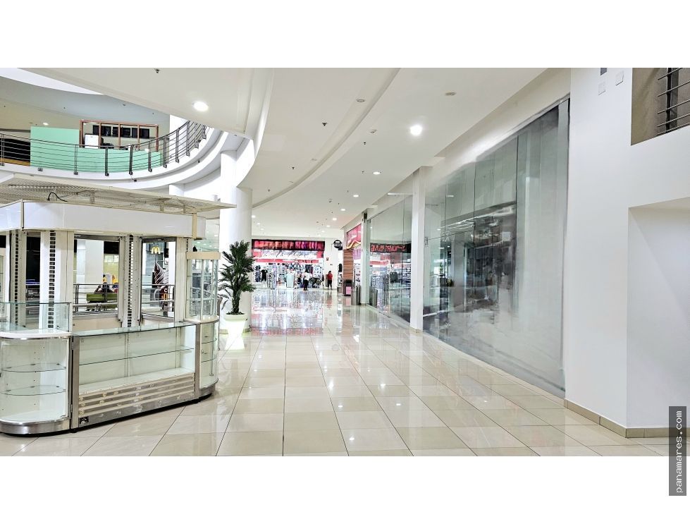 Gran Oportunidad! Local Comercial En Los Andes Mall – Alto Tráfico — Local en Venta