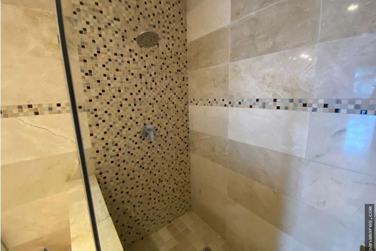 Modelo Tipo Duplex - PH Grand Tower - Amoblado — Penthouse en Venta