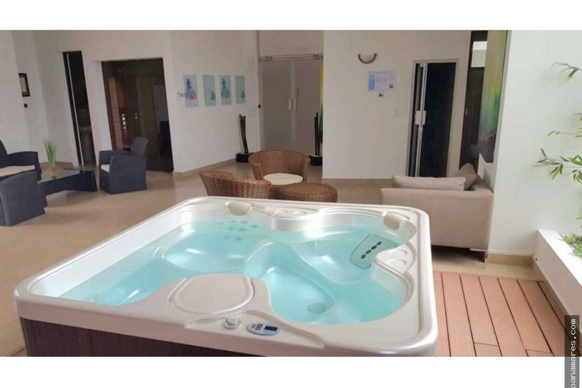 PH Elevation - Costa Del Este - Amoblado — Penthouse en Alquiler