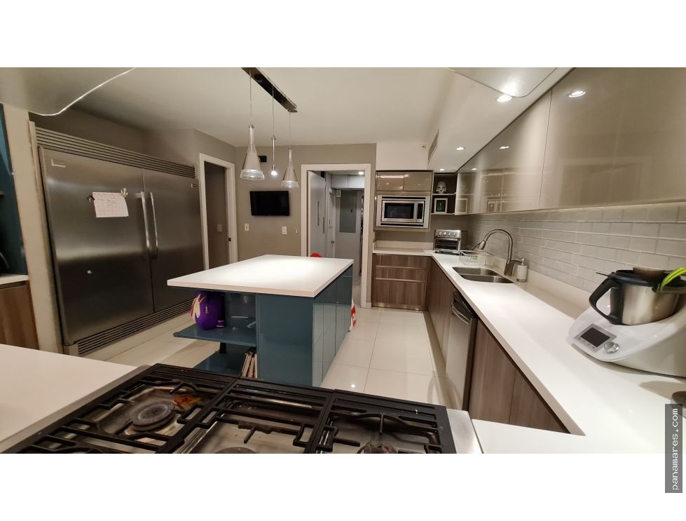 Paitilla Frente Al Parque Con Vista Al Mar — Casa en Venta