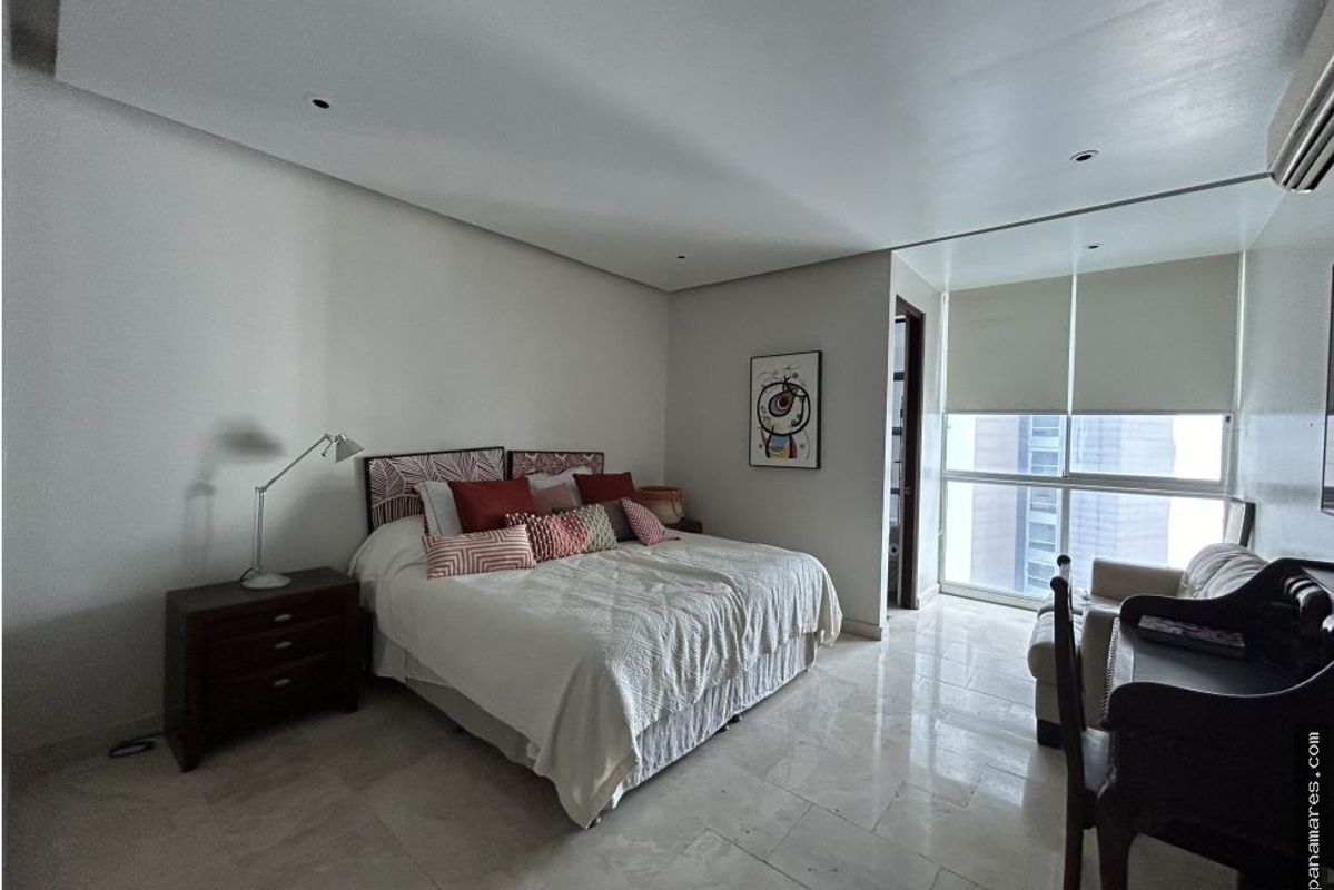Aquamare Torre A - Punta Pacifica — Apartamento en Venta