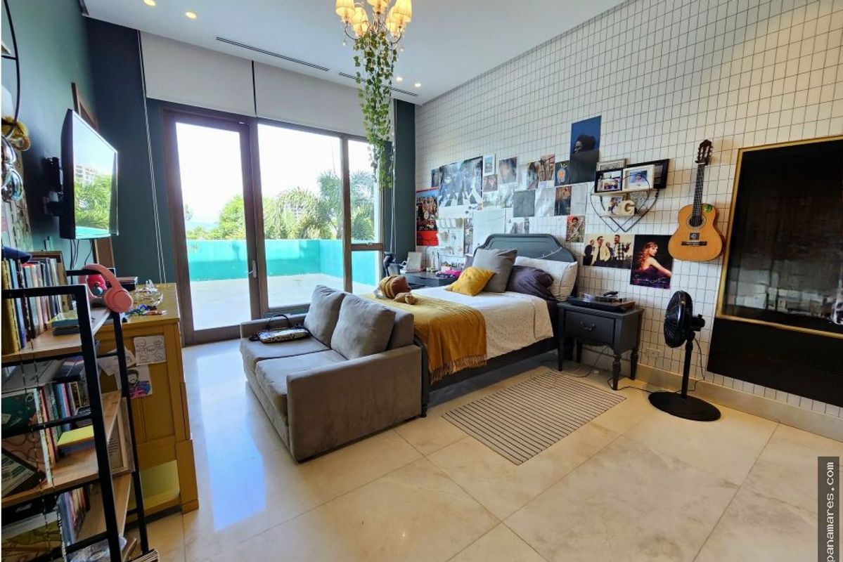 Exclusivo Apartamento En El PH La Loma - Santa Maria — Penthouse en Venta
