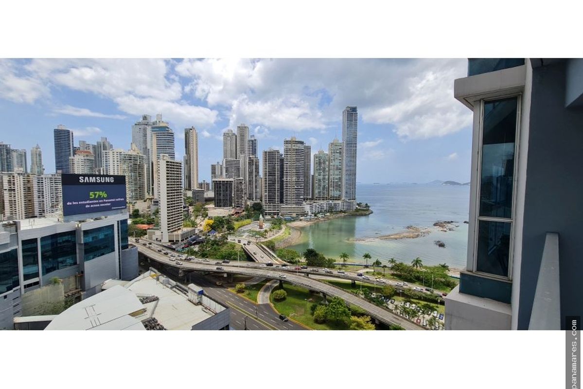 Apto Amoblado - Grand Bay - Ave. Balboa — Apartamento en Venta